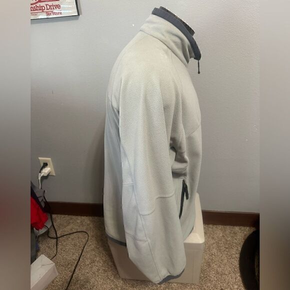 Nike ThermaFit Men’s Medium Full ZIP Fleece Jacket - Picture 3 of 7